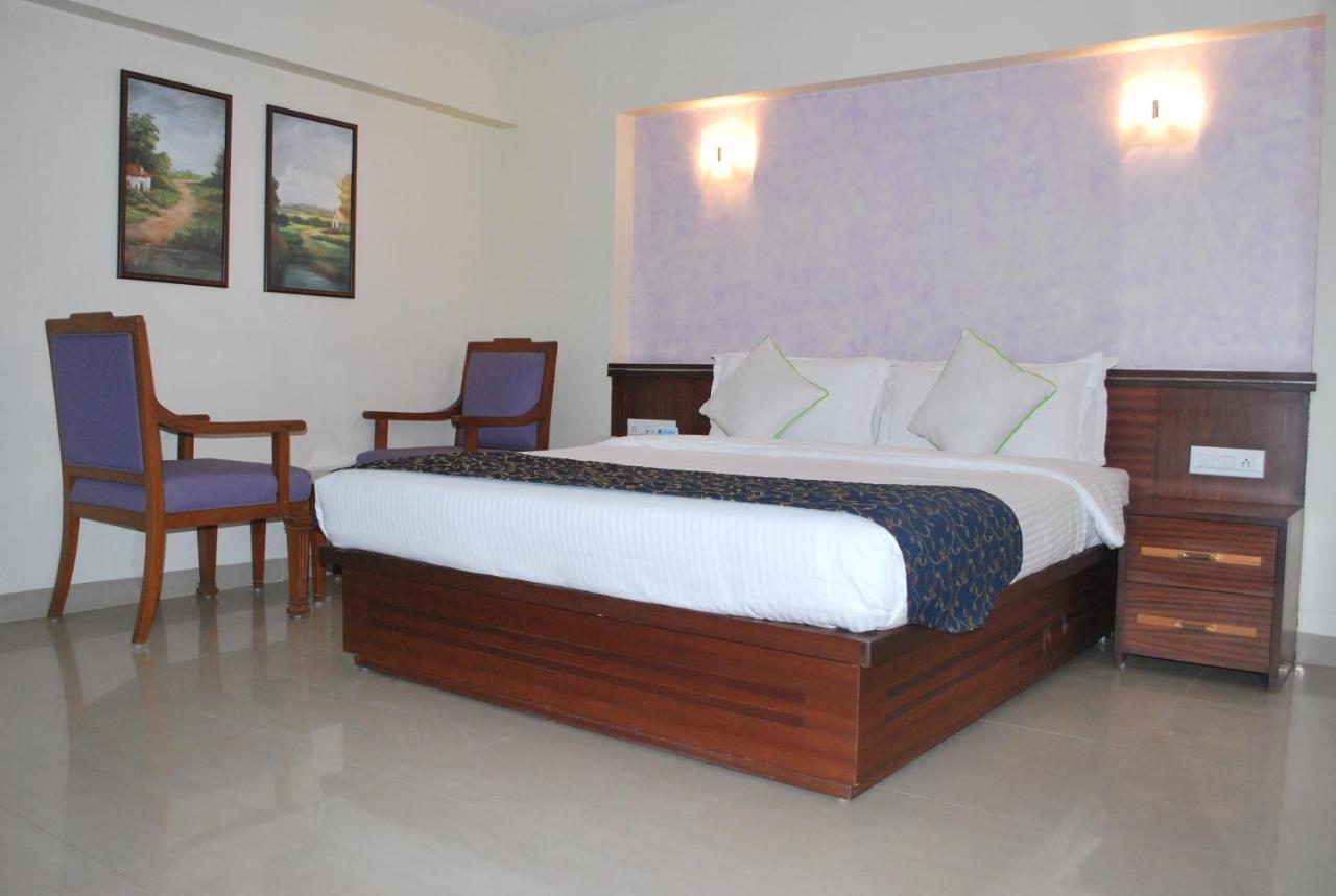 Hotel Abigail Regency Shirdi Exterior foto