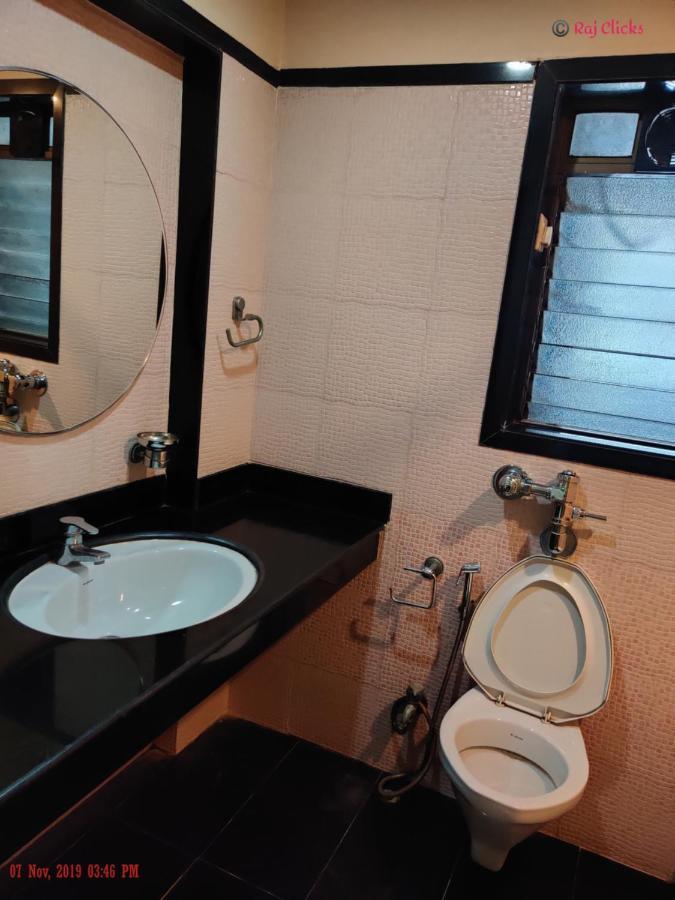 Hotel Abigail Regency Shirdi Exterior foto