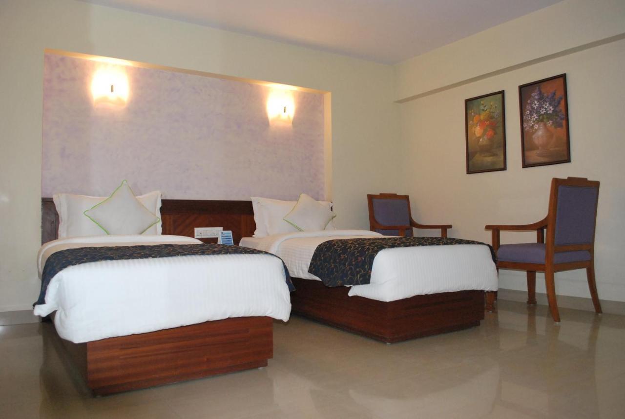 Hotel Abigail Regency Shirdi Exterior foto