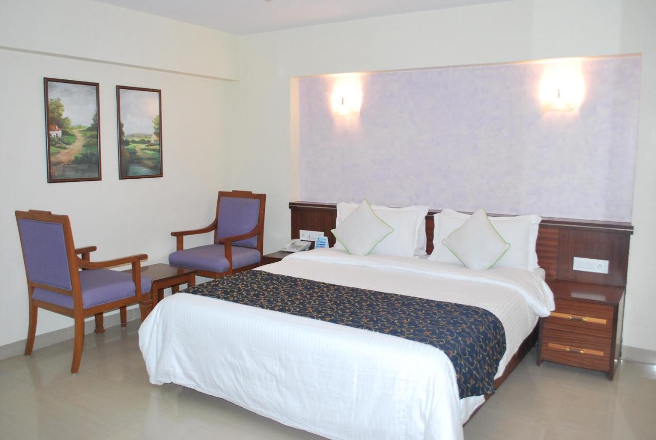 Hotel Abigail Regency Shirdi Exterior foto