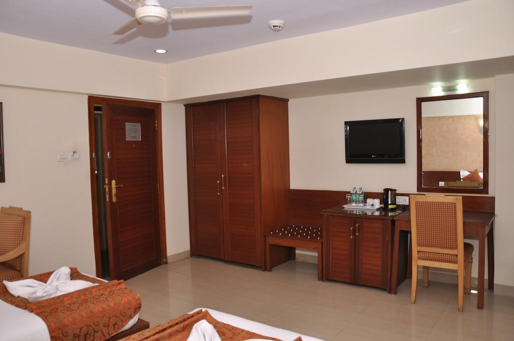 Hotel Abigail Regency Shirdi Exterior foto