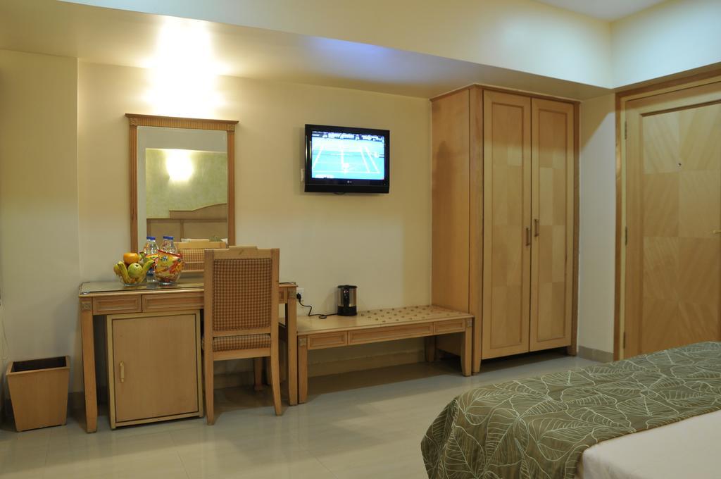 Hotel Abigail Regency Shirdi Exterior foto