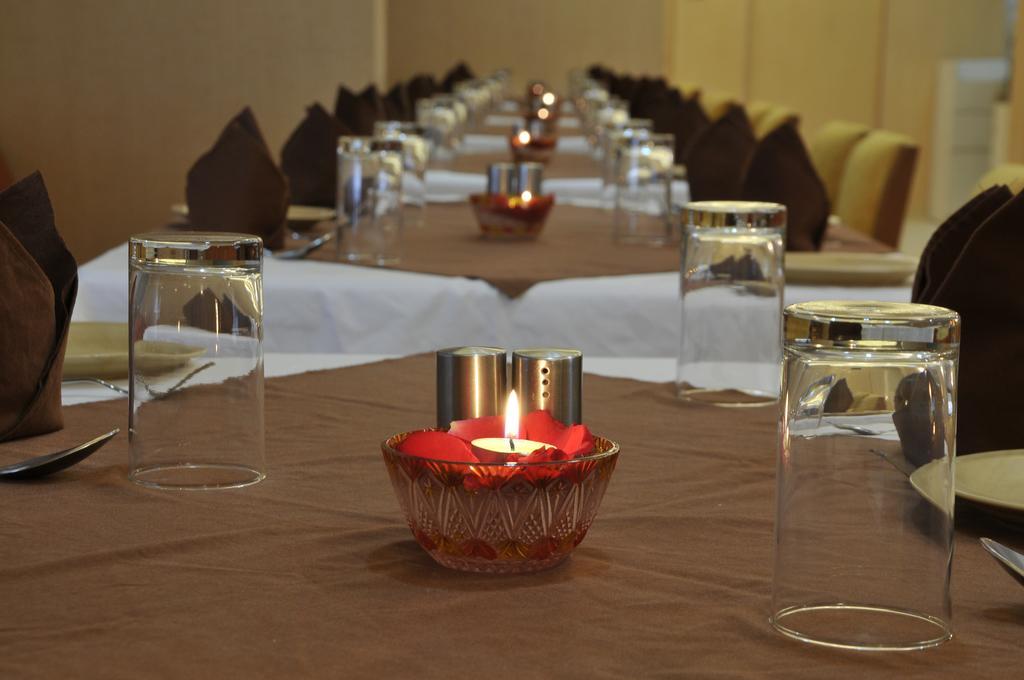 Hotel Abigail Regency Shirdi Exterior foto